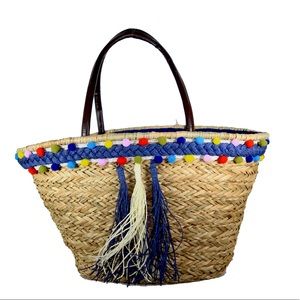 Summer bag with colorful details